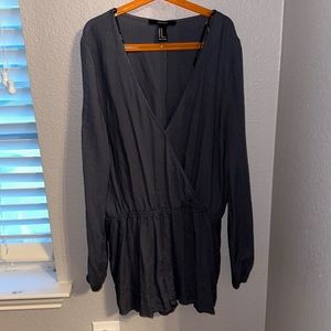 Forever 21 blue gray long sleeve romper size medium